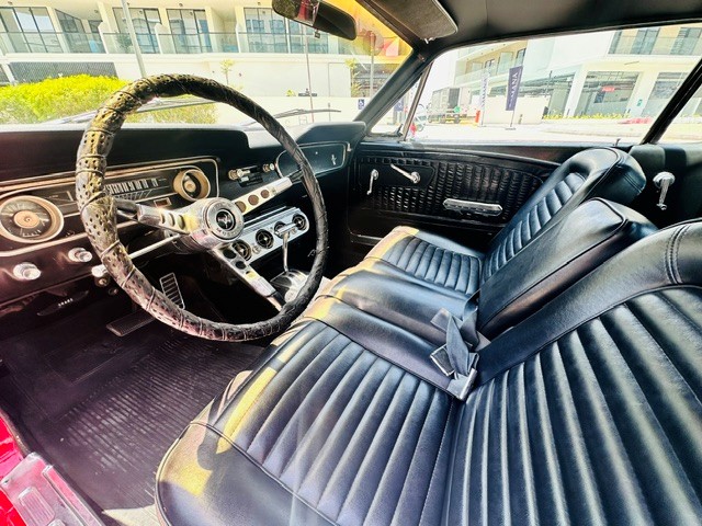1966 Ford Mustang 289 V8 Coupe thumbnail 8
