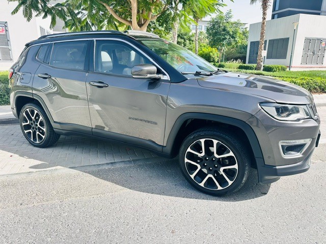 2019 Jeep Compass Limited Highline thumbnail 2