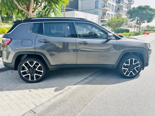 2019 Jeep Compass Limited Highline thumbnail 4