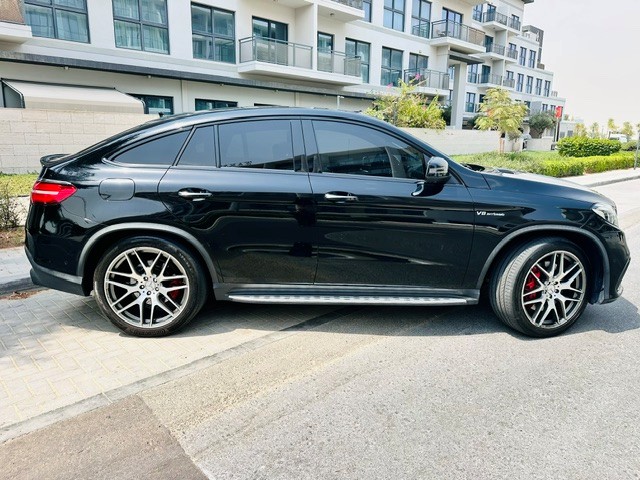 2016 Mercedes-Benz GLE 63 S AMG Coupe thumbnail 4