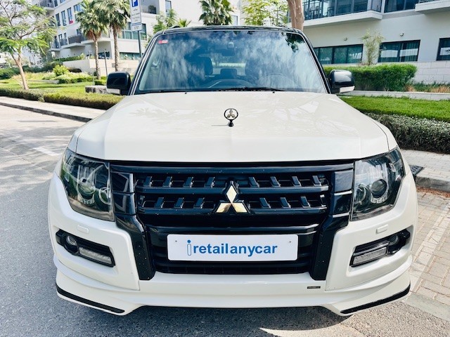 2020 Mitsubishi Pajero 3.8 Signature thumbnail 2