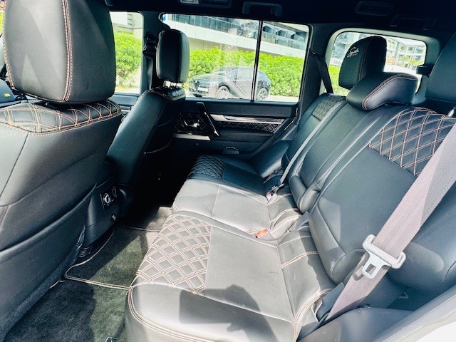 2020 Mitsubishi Pajero 3.8 Signature thumbnail 8